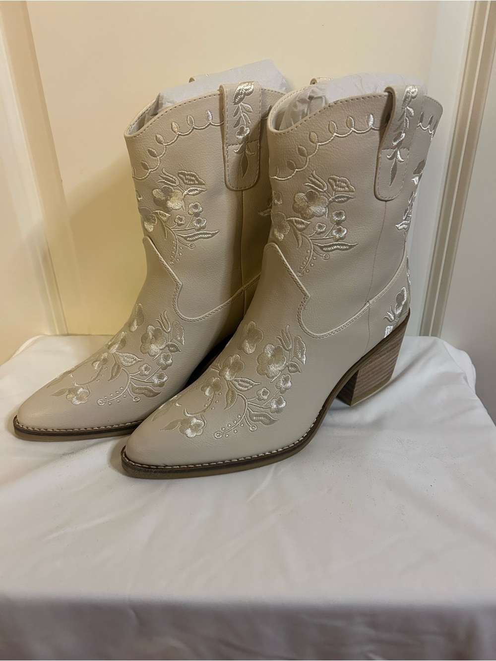 MIA Cream Embroidered Western Block Heel Boots